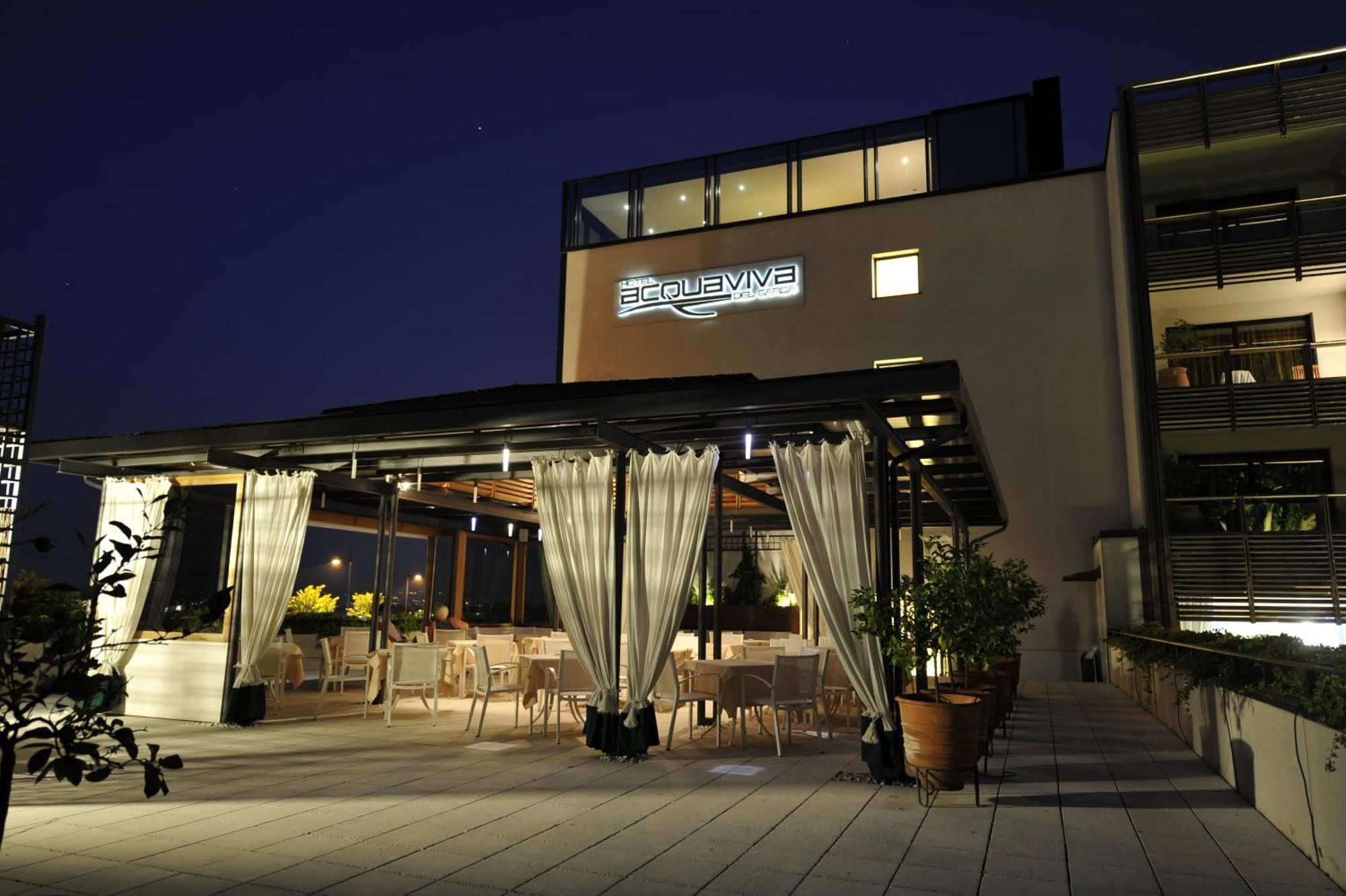 Hotel Acquaviva Del Garda Дезенцано-дель-Гарда Экстерьер фото