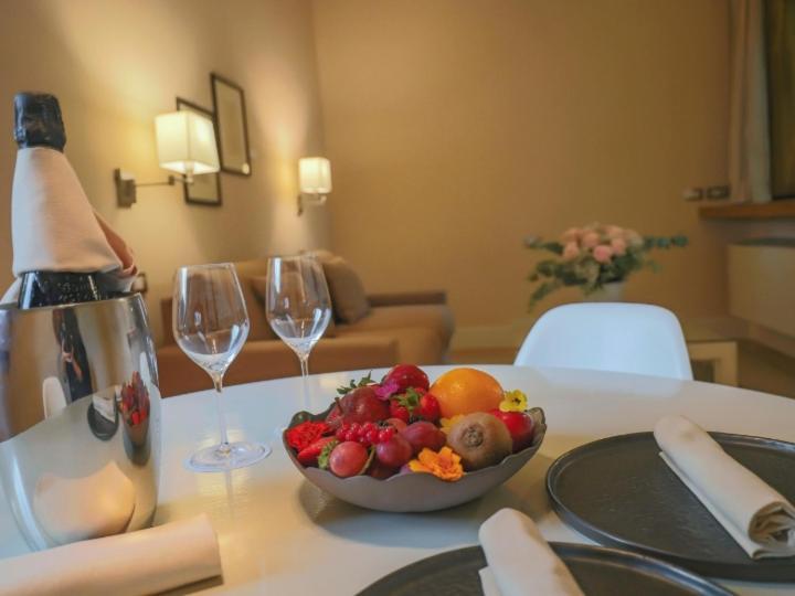 Hotel Acquaviva Del Garda Дезенцано-дель-Гарда Экстерьер фото