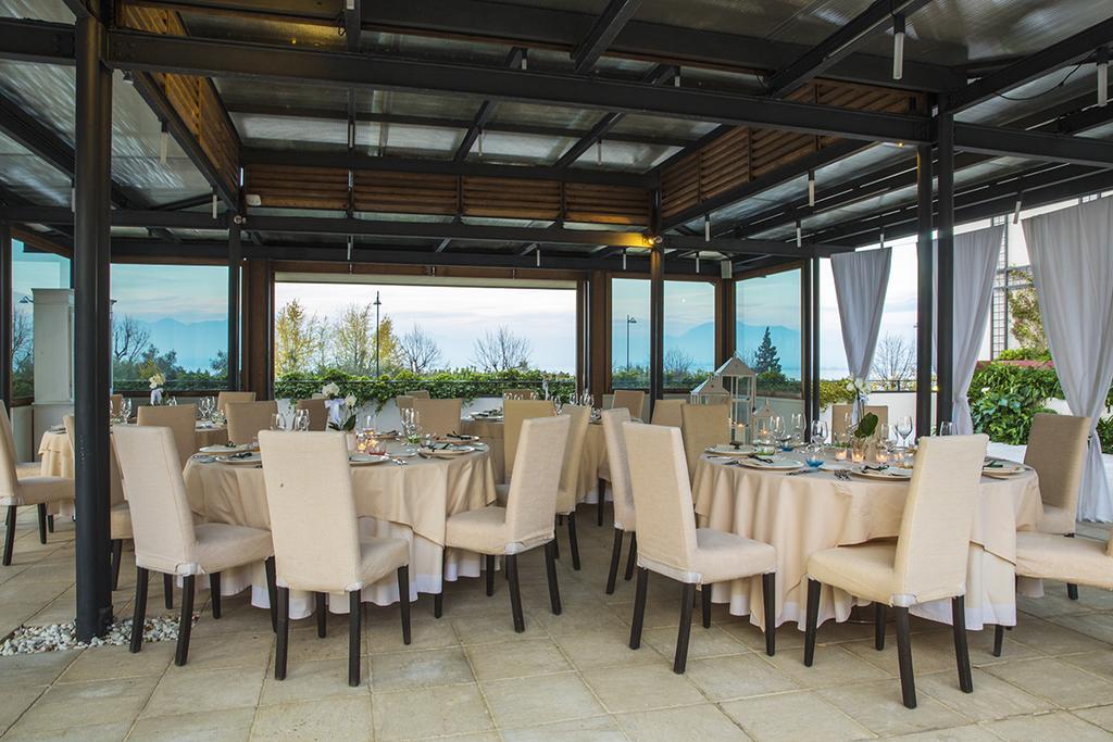 Hotel Acquaviva Del Garda Дезенцано-дель-Гарда Экстерьер фото